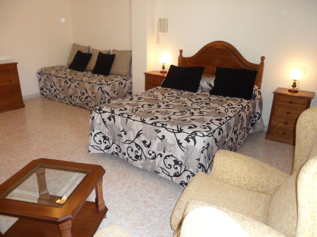 Hotel Avenida Sabaris Habitación foto